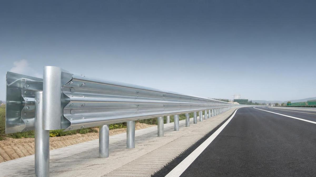 Highway Guardrail Specifications Explained شرح مواصفات حواجز حماية الطرق السريعة