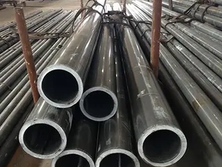 أنبوب دائري