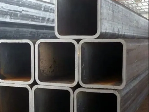  أنبوب مربع