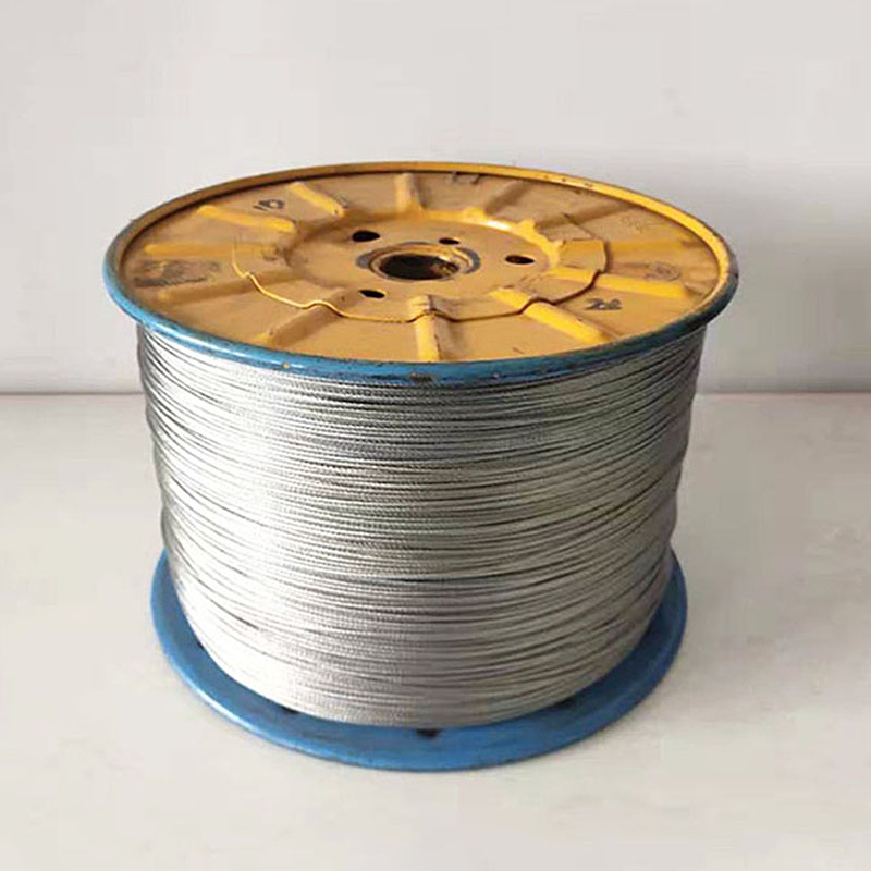 حبل أسلاك فولاذي مجلفن بقلب فولاذي 7x7 1.2-5.0mm يُستخدم للربط والسياج