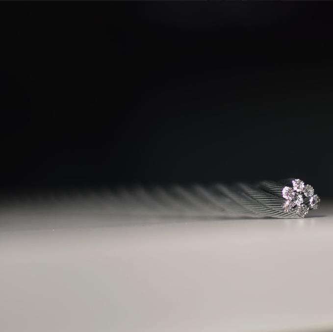 حبل أسلاك فولاذي مجلفن 6x36WS بقطر 8-20mm يُستخدم في الرافعات البرجية