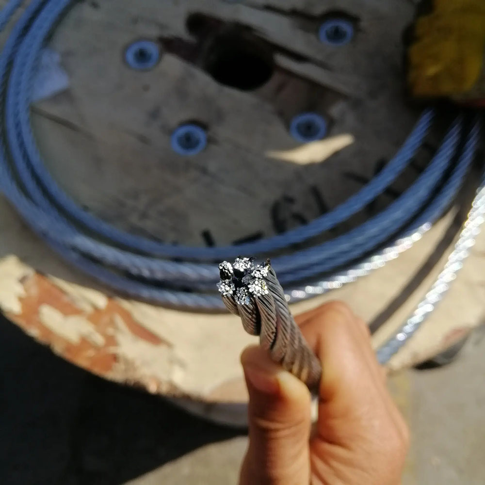 حبل أسلاك فولاذية مجلفنة 6x19+FC 3-16mm قلب ليفي كابل فولاذي للرفع