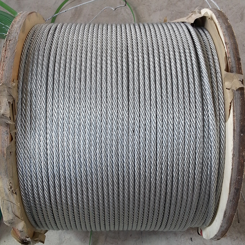 حبل سلكي فولاذي مجلفن 6x12+7FC 3-12mm للاستخدام في الربط والقطر والأحمال الخفيفة والزراعة