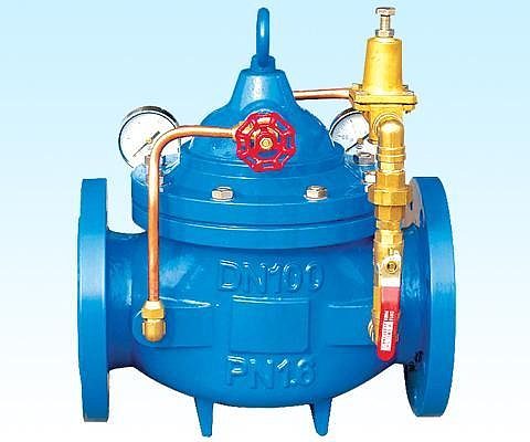 Why does a cylinder liner need good heat dissipation performance?