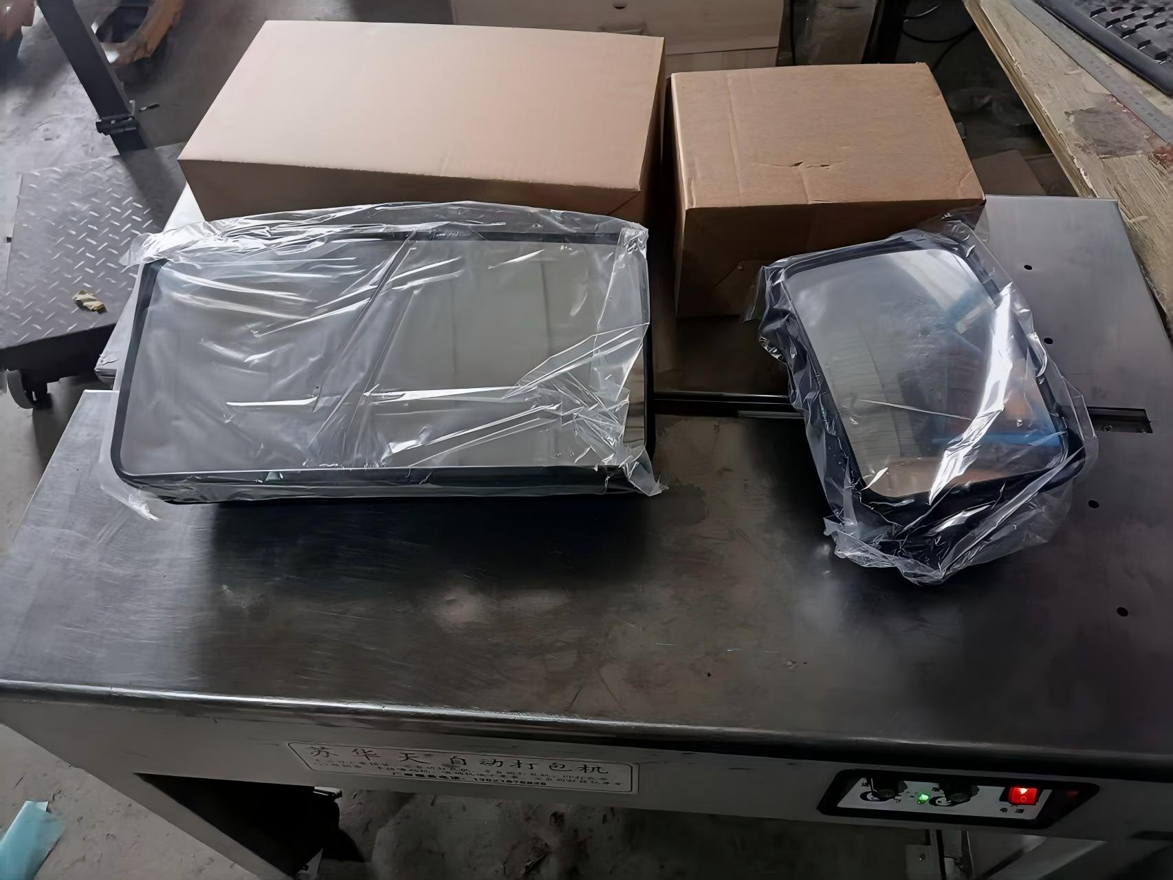 مطاط المرآة الجانبية اليمنى WG1642770003 لنظام مرآة الكابينة SINOTRUK HOWO