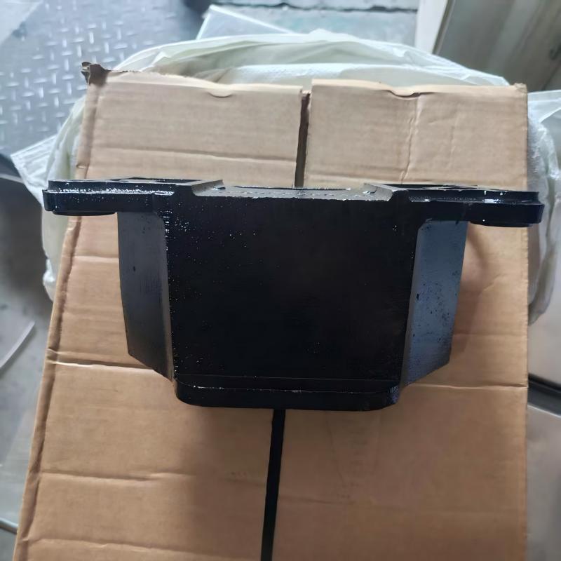 دعامة المحرك الخلفية SINOTRUK HOWO TX WG9925590360 مجموعة قاعدة المحرك