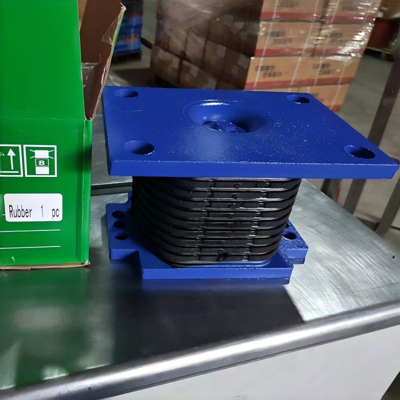 مجموعة الدعامة المطاطية SINOTRUK HOWO AZ9725520278 بنوع مطاطي 6 ثقوب لدعم الشاسيه