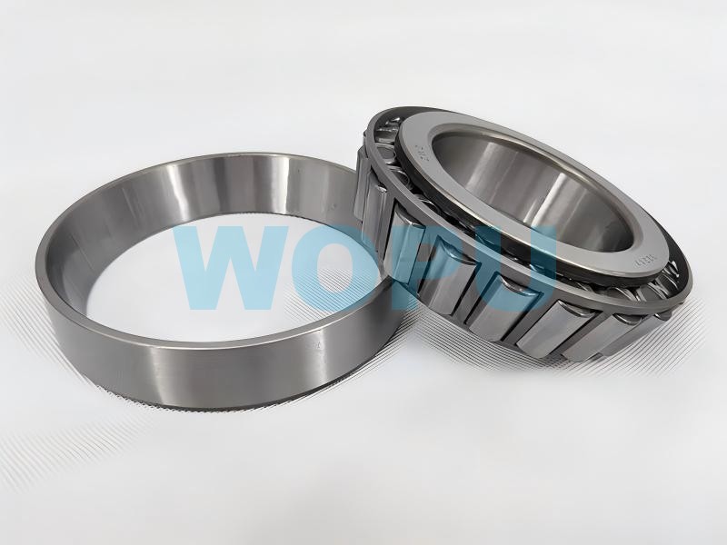 محمل أسطواني مخروطي لمركز العجلة 7517 / DS32217 / 32217 / 7517E لقطع غيار شاحنة SINOTRUK HOWO 153