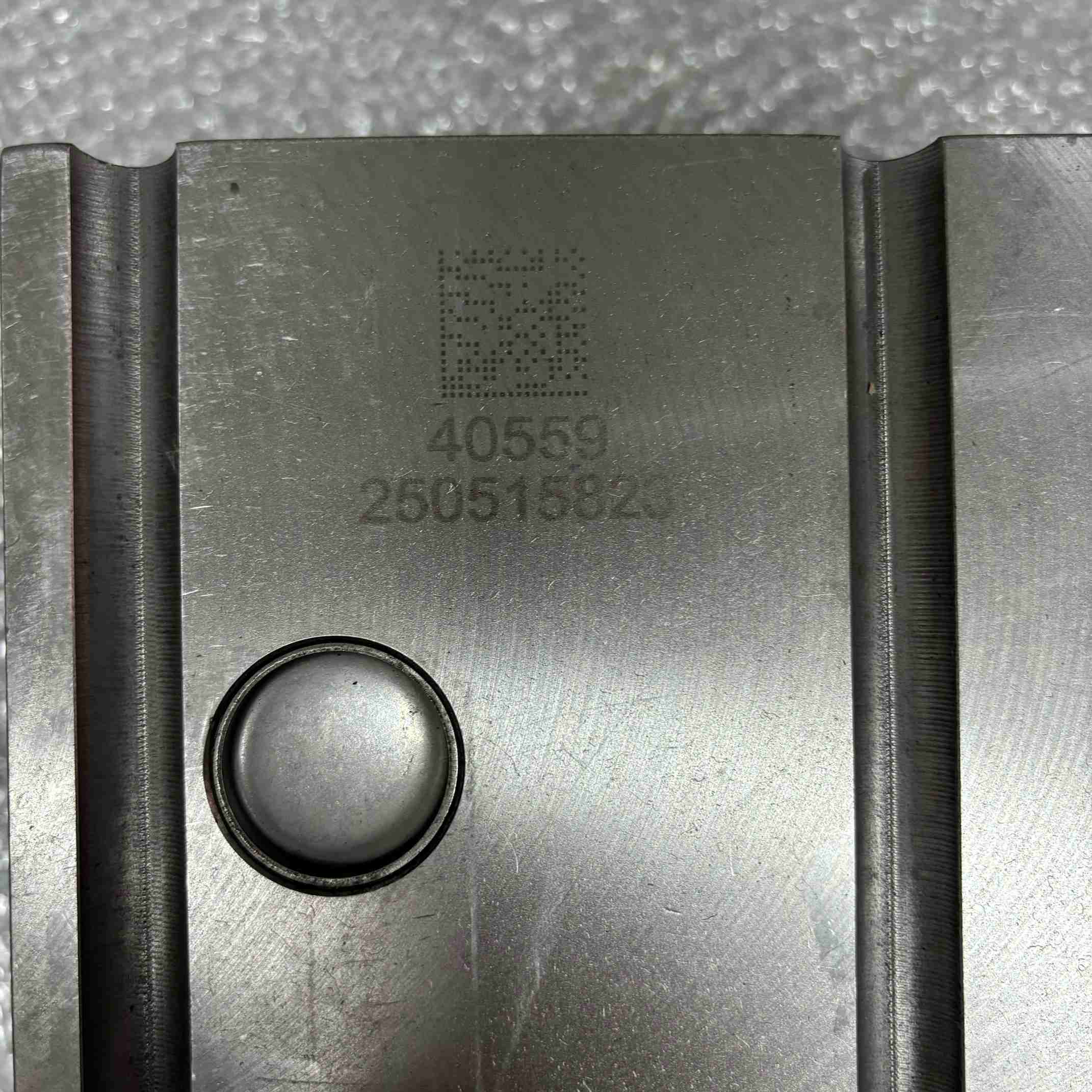 رأس أسطوانة لمحرك الغاز WP10 برقم 612600040559 لقطع غيار محركات الشاحنات الثقيلة