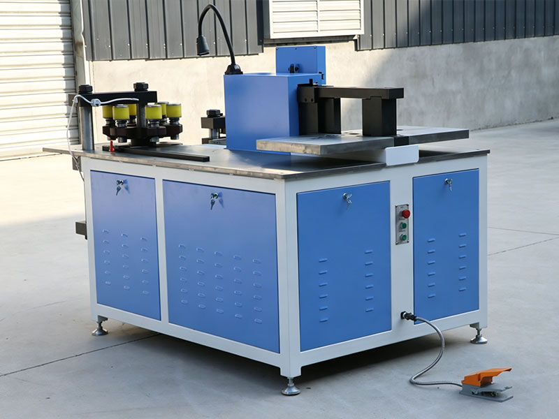 DXJ-30CN ماكينة ثني قضبان التوصيل CNC