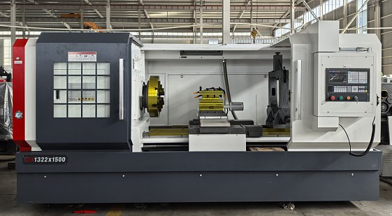حلول مخرطة CNC للخدمة الشاقة لمعالجة الأنابيب النفطية كبيرة القطر في روسيا