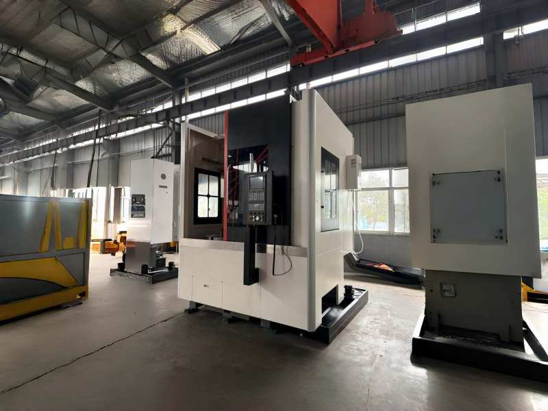 تحقيق تمركز للفلنجة بدقة 0.01mm باستخدام مخرطة CNC العمودية LCK900 في روسيا