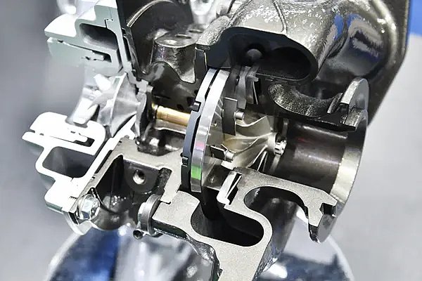 3-turbine-oil-cooling
