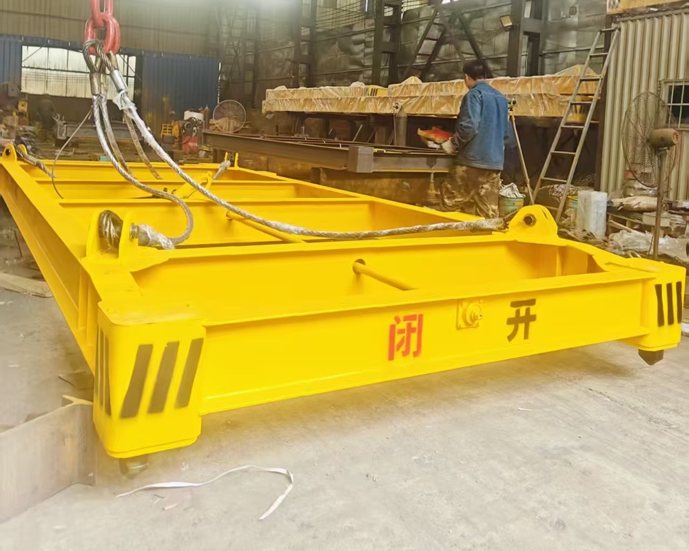 Container Spreader