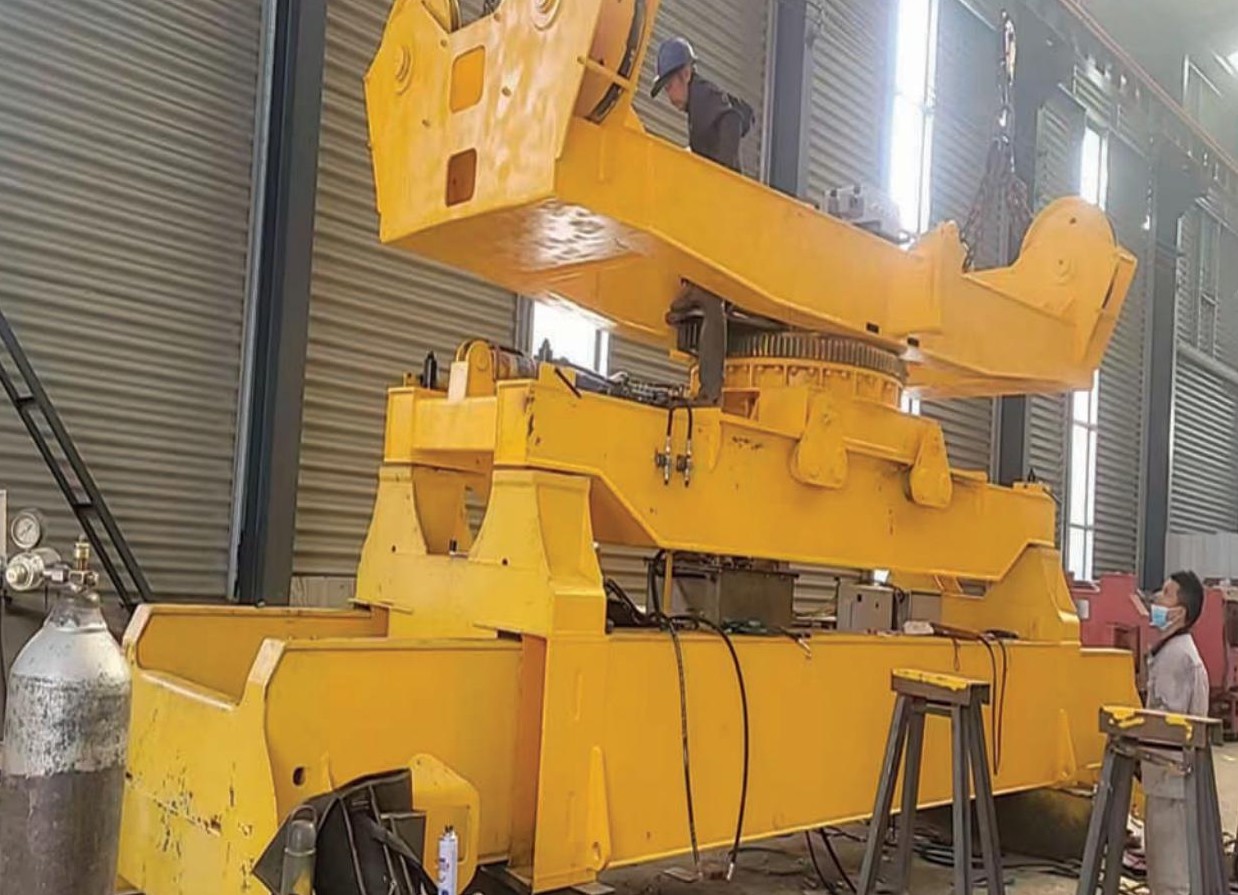 Container Spreader