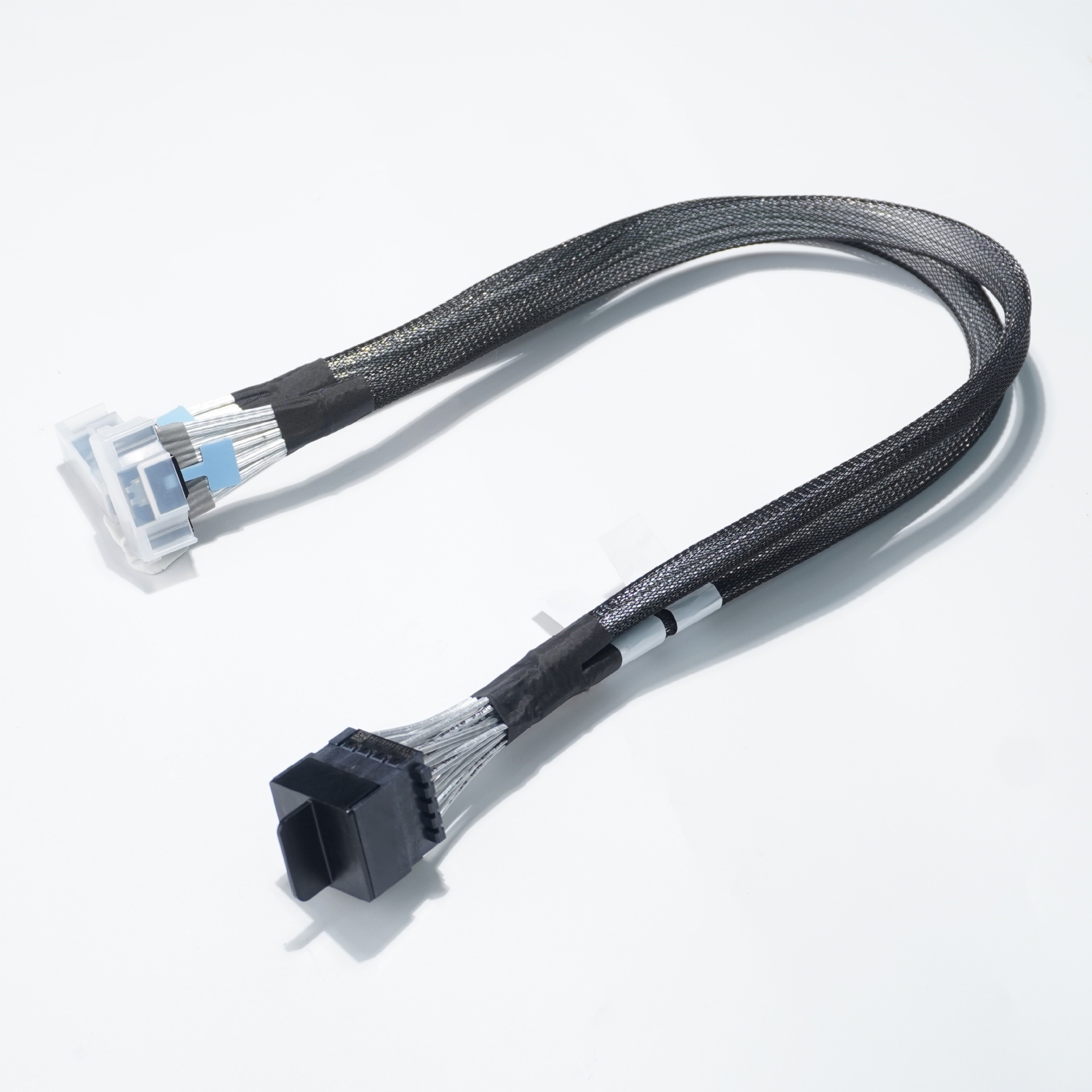 التخصيص والمعالجة لـ IMPEL 4X8 إلى MCIO 8X STR Pci-E GEN5.0 كابل خادم عالي السرعة، تصنيع كابلات محترف، تخصيص حسب الطلب RCD