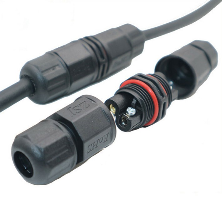 مقاوم للماء IP68 3 أقطاب خارجية خارجية تقاطع صندوق لنطاق كابل 4-8mm