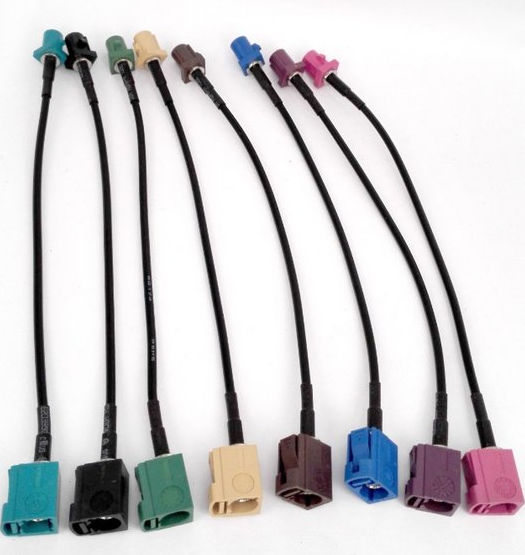 موصل Fakra Smb المستقيم للكابل RG174 / RG58 / LMR195 موصل Fakra Smb المستقيم للكابل RG174 / RG58 / LMR195