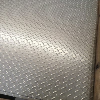 Stainless steel checkered plate