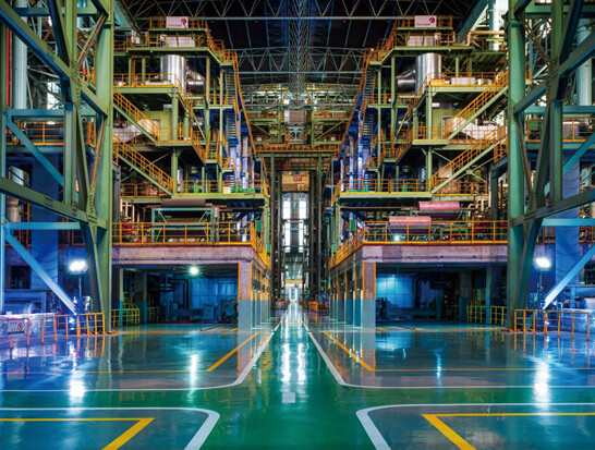 Shanghai Baosteel participated in the large-scale model and generation of steel for the first time.