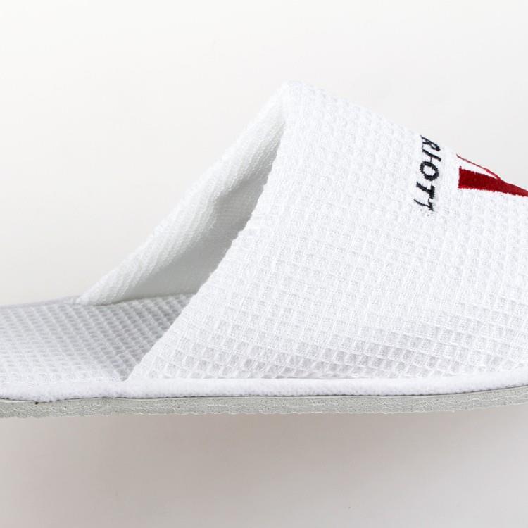Waffle Woven Slipper