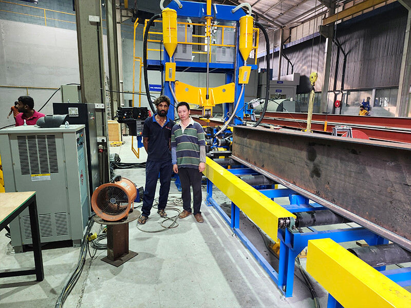 ماكينة لحام تجميع العارضة H لتجميع العارضة H استقامة 3 في 1