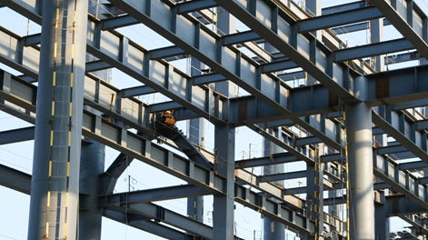 روبوتات تشو شيانغ الذكية للحام: الخيار الأمثل لتحديث مصانع الهياكل الفولاذية