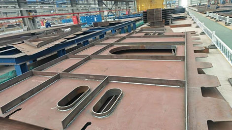 روبوتات اللحام من Zhouxiang تمكين صناعة السفن