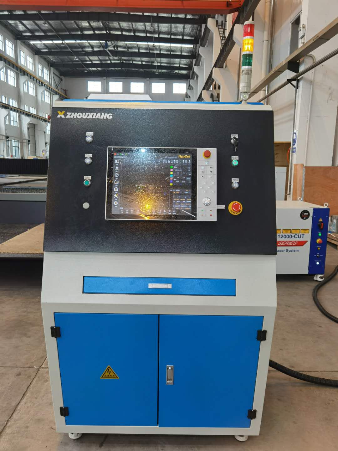 آلة قطع ألياف الليزر عالية الطاقة