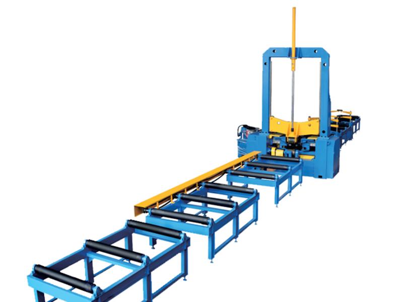 المكونات الرئيسية لآلة التجميع هذه هي أجزاء هيكلية ملحومة ذات