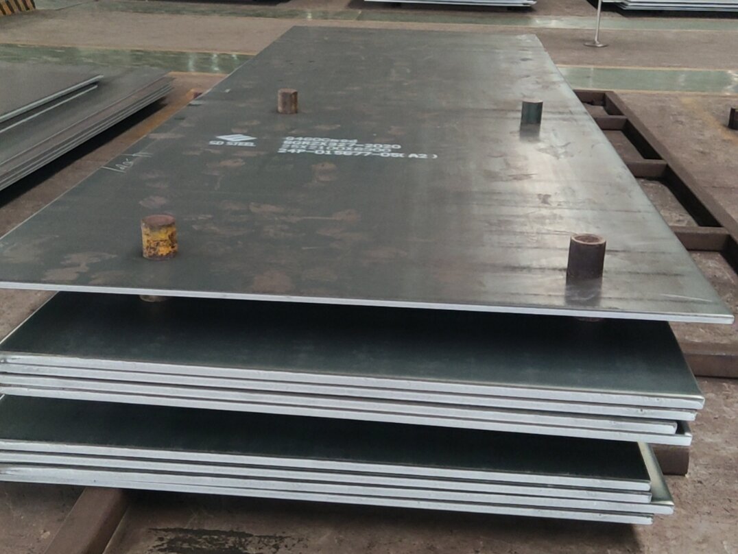 لوحة من الصلب الكربوني