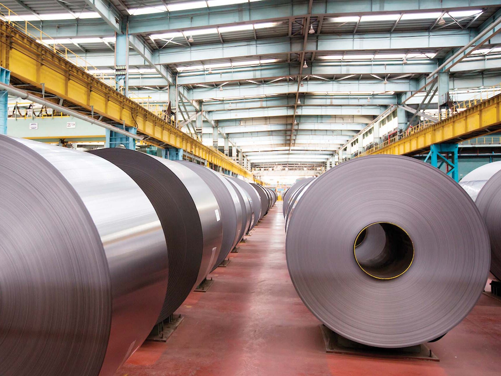 لفائف المدرفلة الساخنة