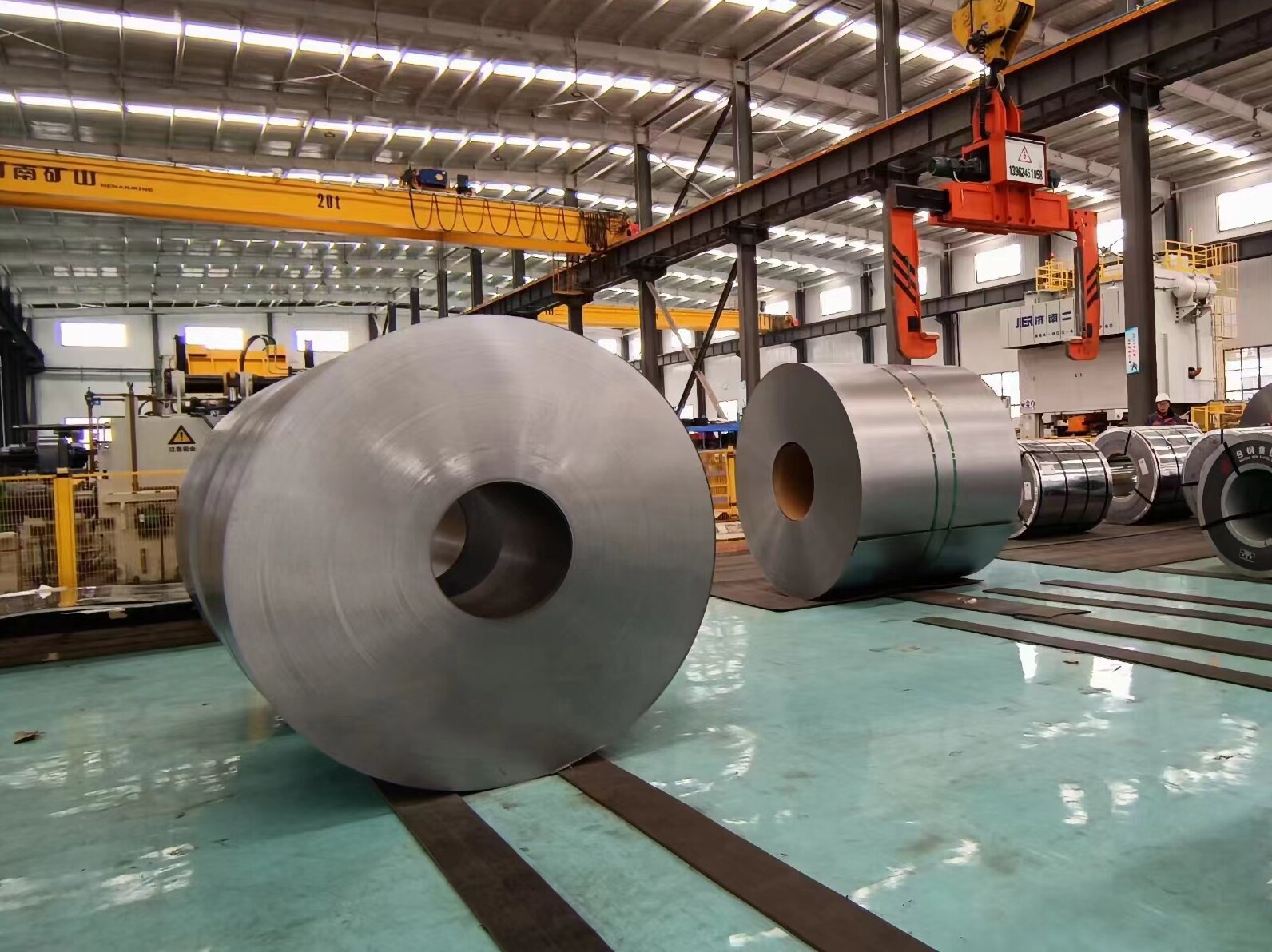 لفائف المدرفلة على البارد