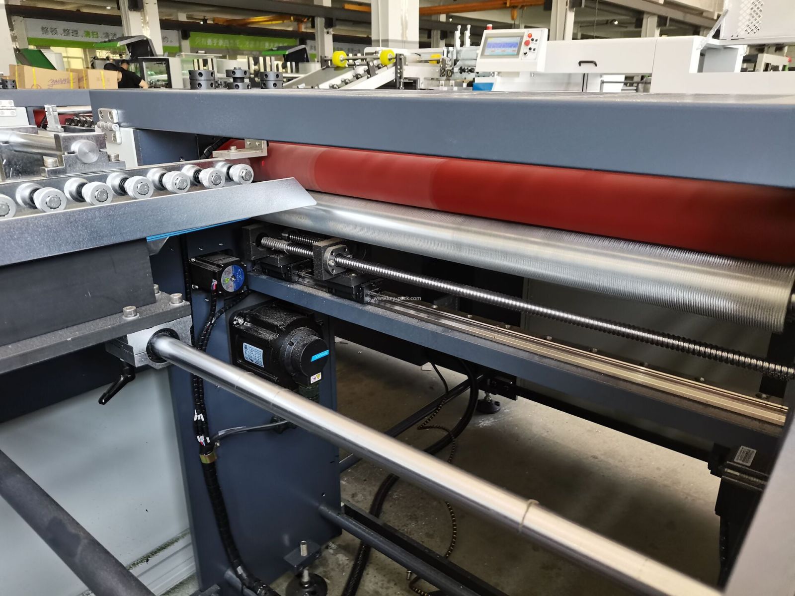 آلة قطع الزوايا باتجاه واحد