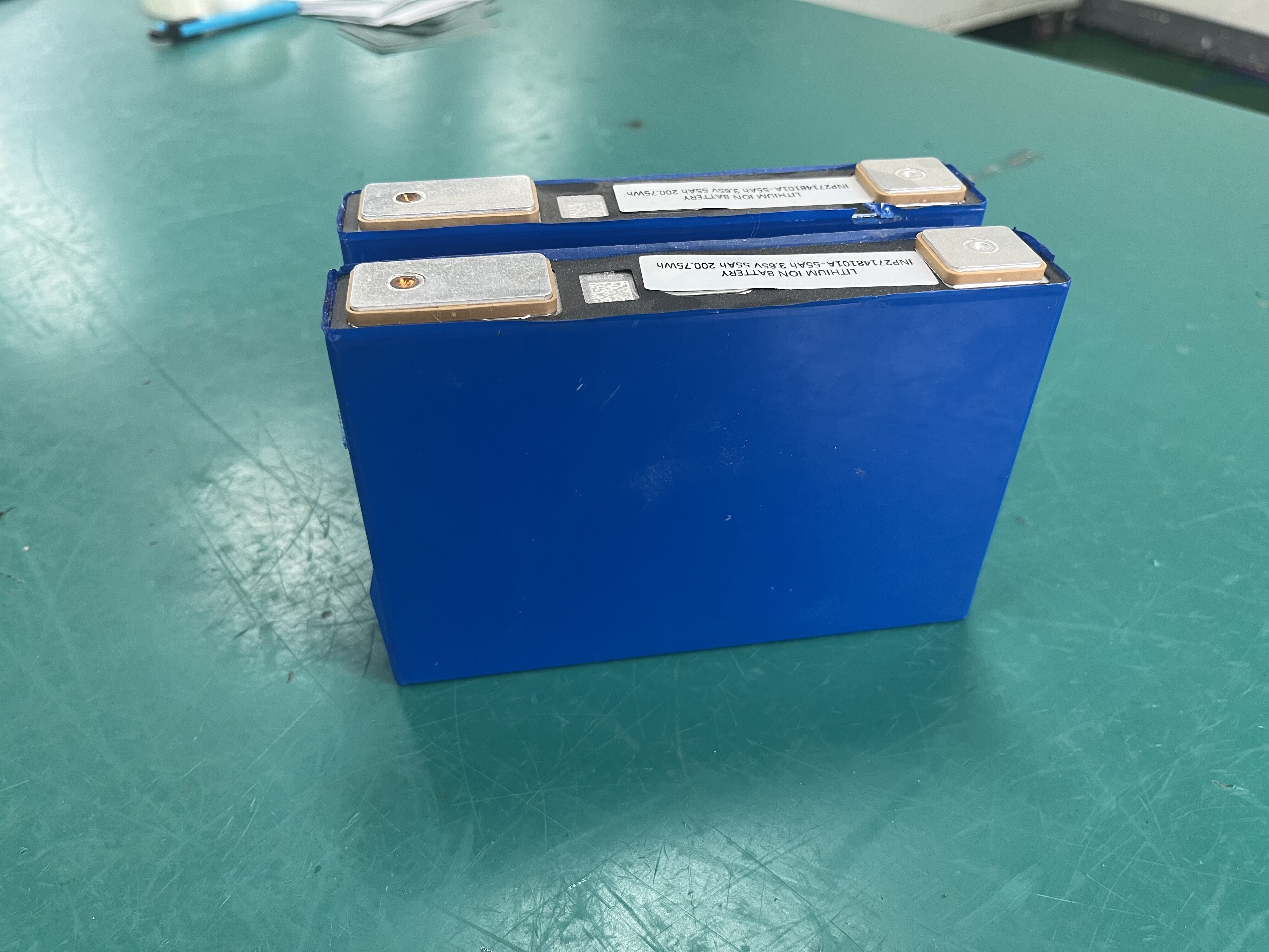 بطارية الليثيوم الثلاثية