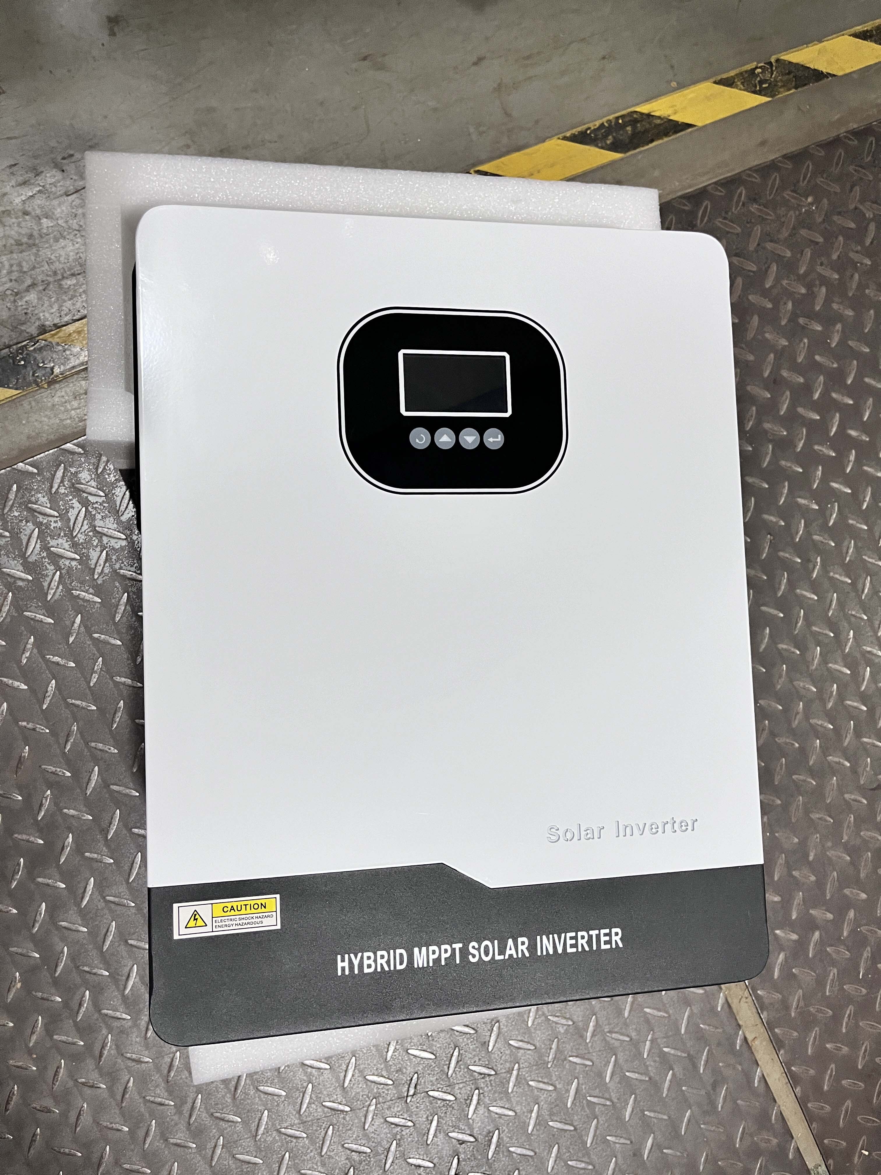 عاكس الطاقة الشمسية