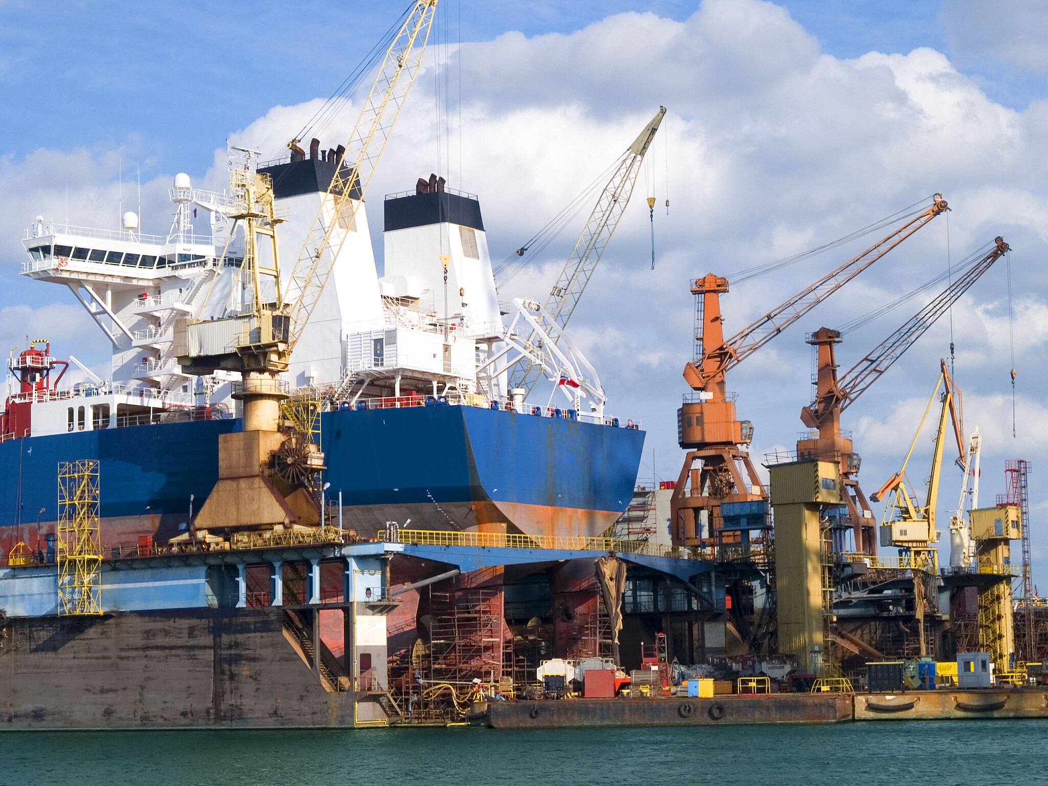 Laser Empowerment: The Path of Innovation in the Shipbuilding Industry