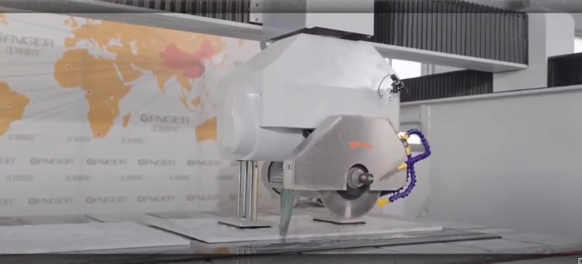 منشار جسري بخمسة محاور GQ-3220DS