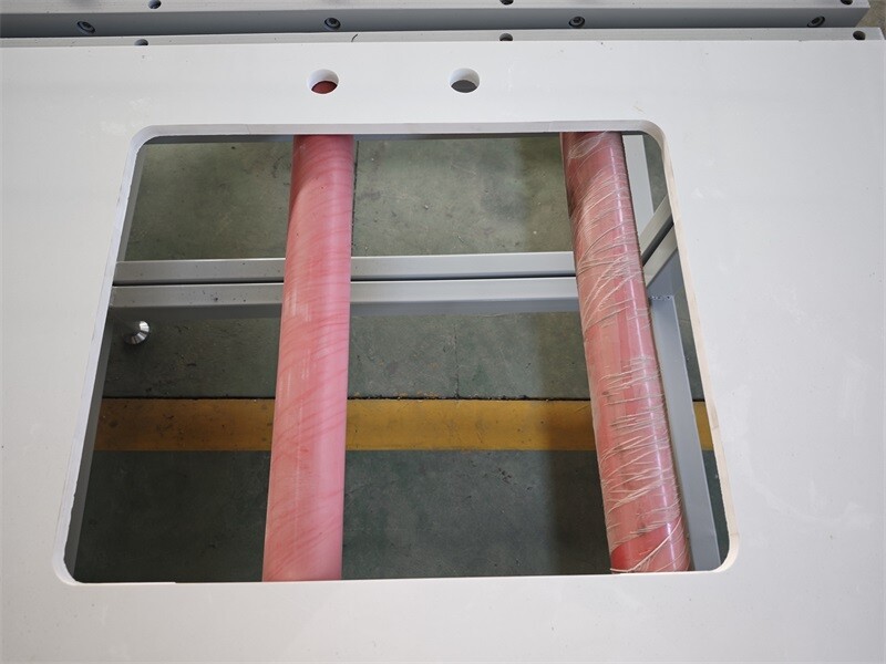 جهاز توجيه CNC للأسطح GSY-74D