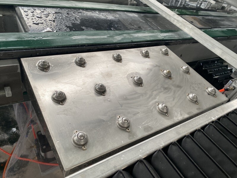 جهاز توجيه CNC للأسطح GSY-74D