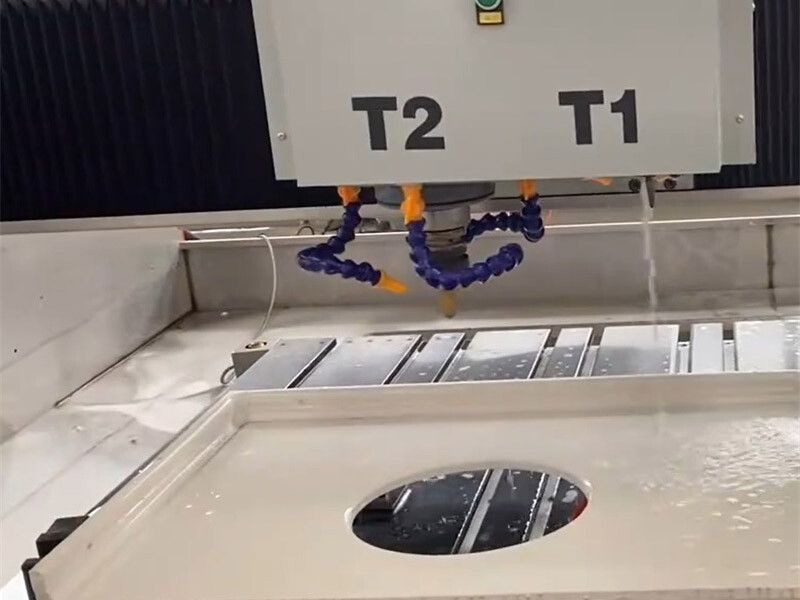 جهاز توجيه عددي للأسطح GSY-3015B