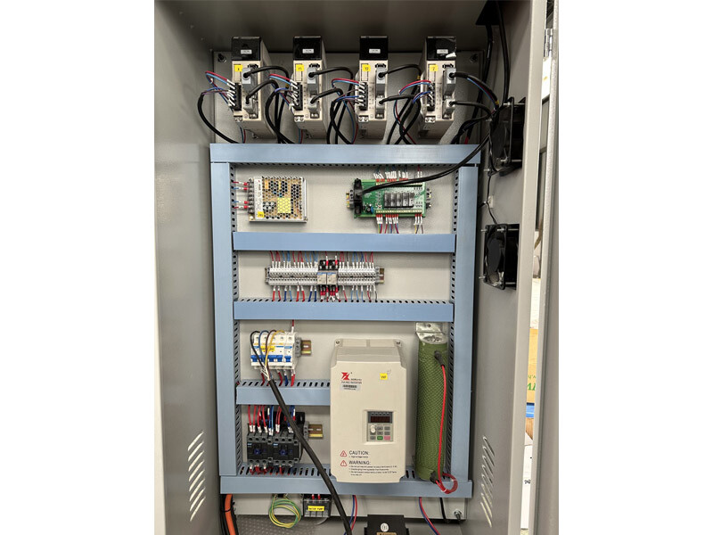 جهاز التوجيه باستخدام الحاسب الآلي الحجري SH-1825-2