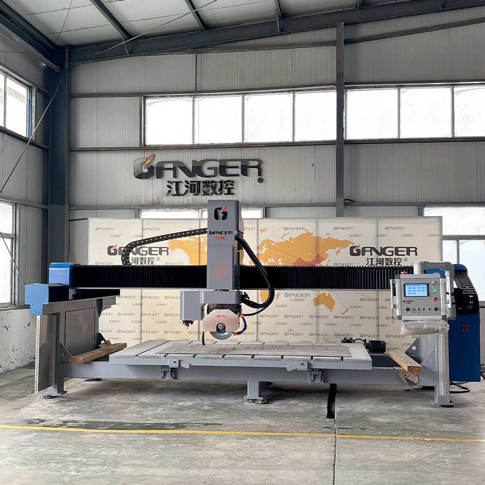 قامت شركة GANGER CNC بشحن منشار الجسر GQ-3220BM ذو 4+1 محور مع الملحقات إلى أوروبا