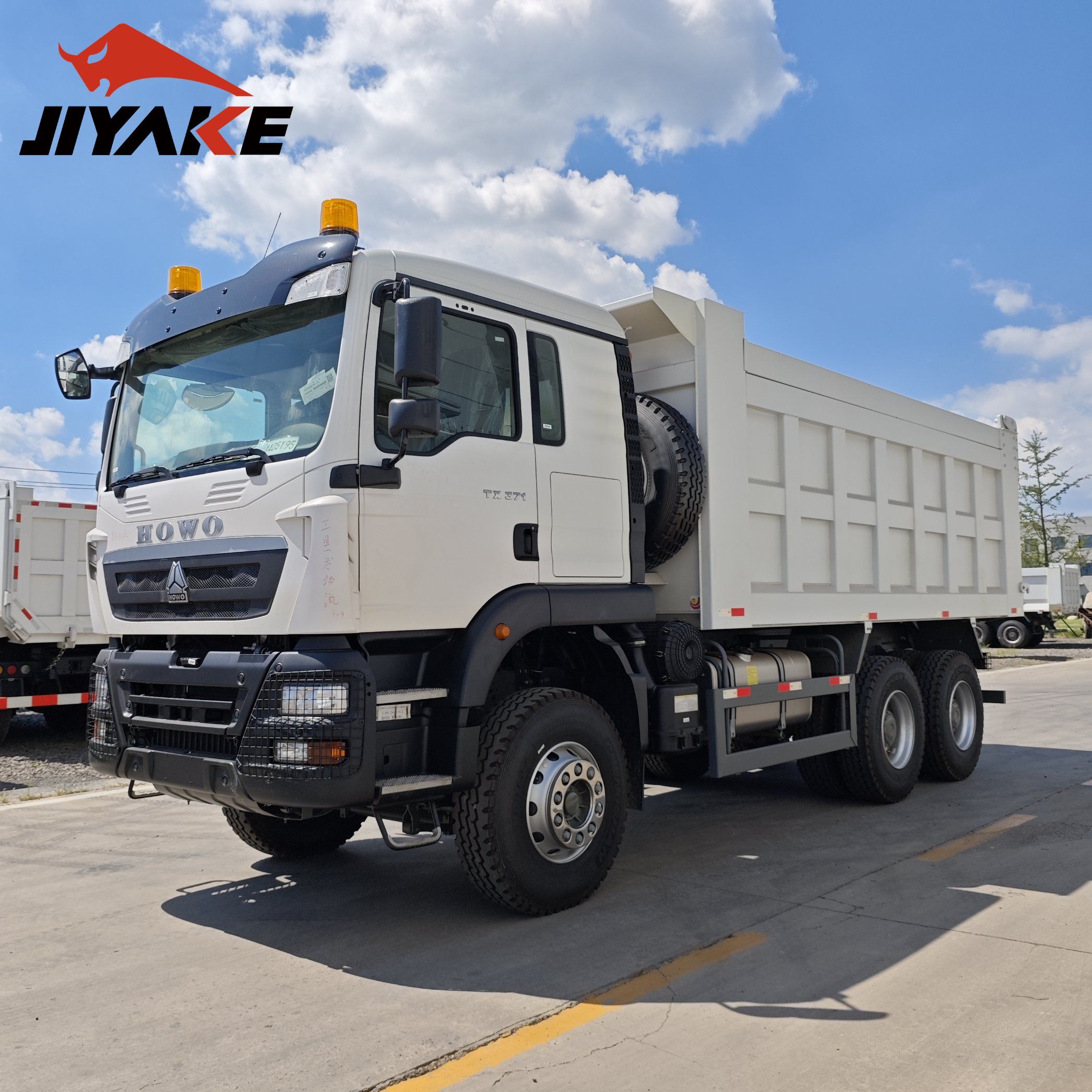 شاحنة قلابة HOWO TX371