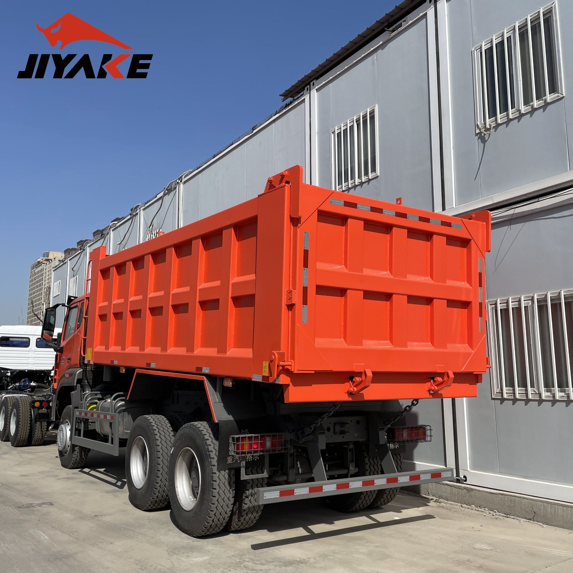 شاحنة قلابة HOHAN 6X4