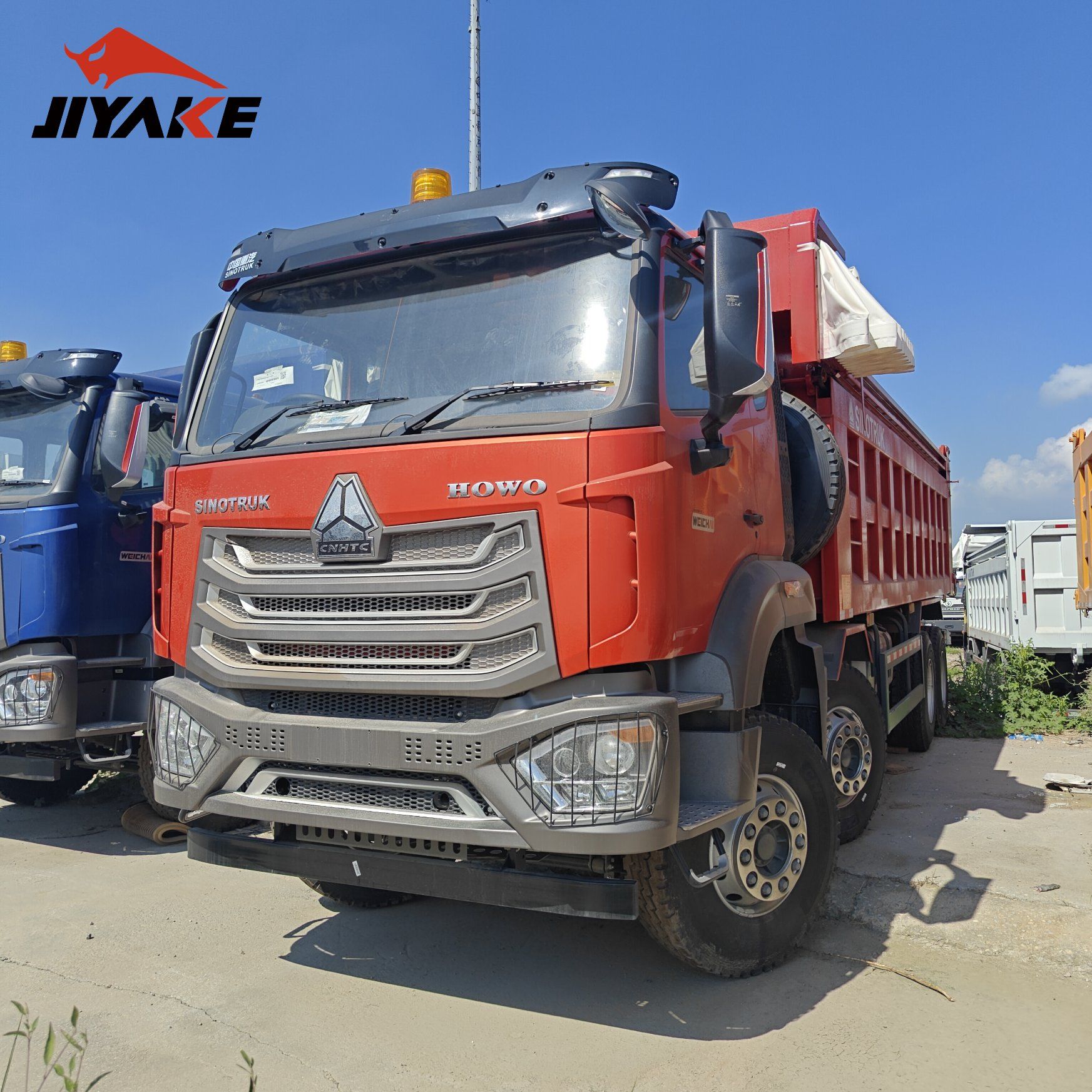 شاحنة قلابة HOHAN 8X4
