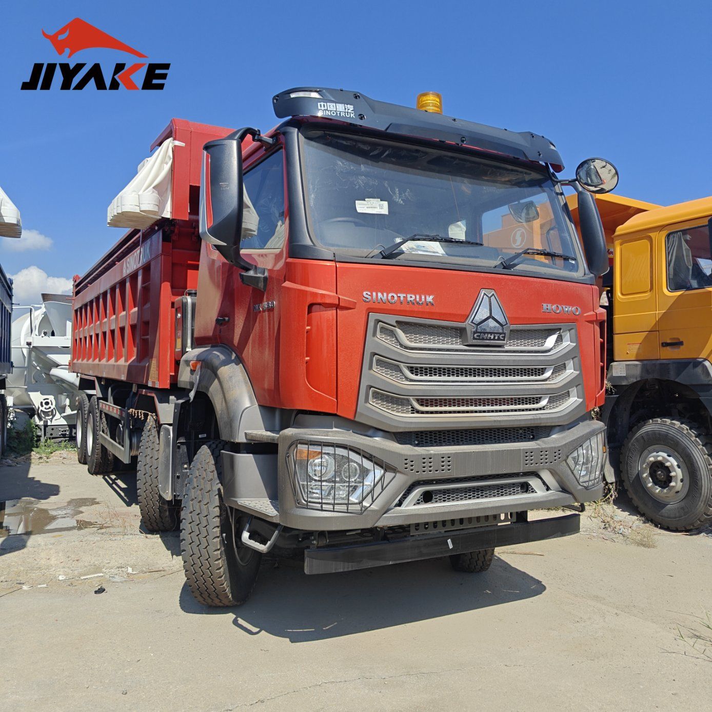شاحنة قلابة HOHAN 8X4