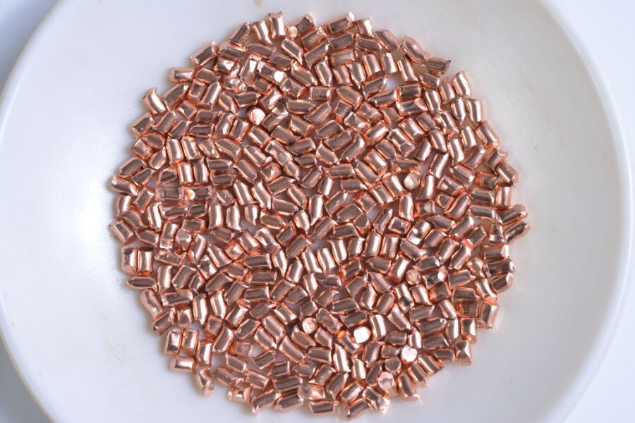 ومع ذلك ، خلق المناطق البحرية المحمية ليست سهلة.