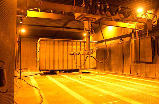 في نفس الوقت،إنه يعزز اقتصادها. وهذا يعني أن الحكومة نفسهايجب أن تستثمر بعمق في الخطة.