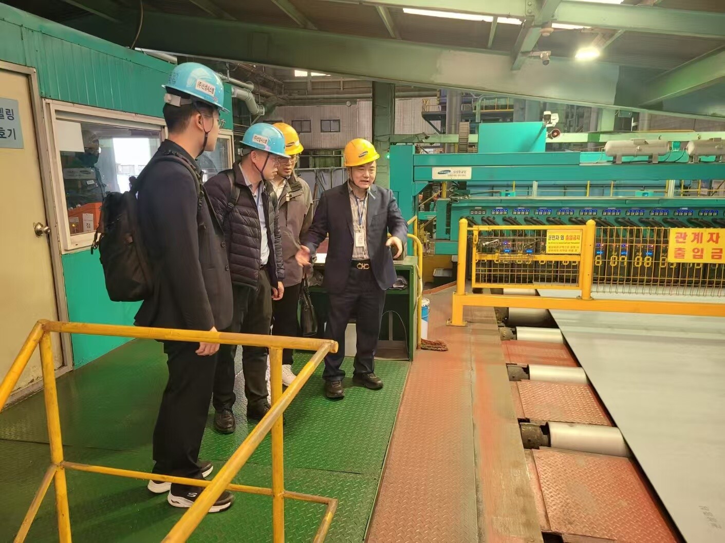 العمل يداً بيد، وخلق مستقبل أفضل - مجموعة فنغ إردا وسامسونج للصناعات الثقيلة تتفقان بنجاح على خطة تعاون لعام 2025